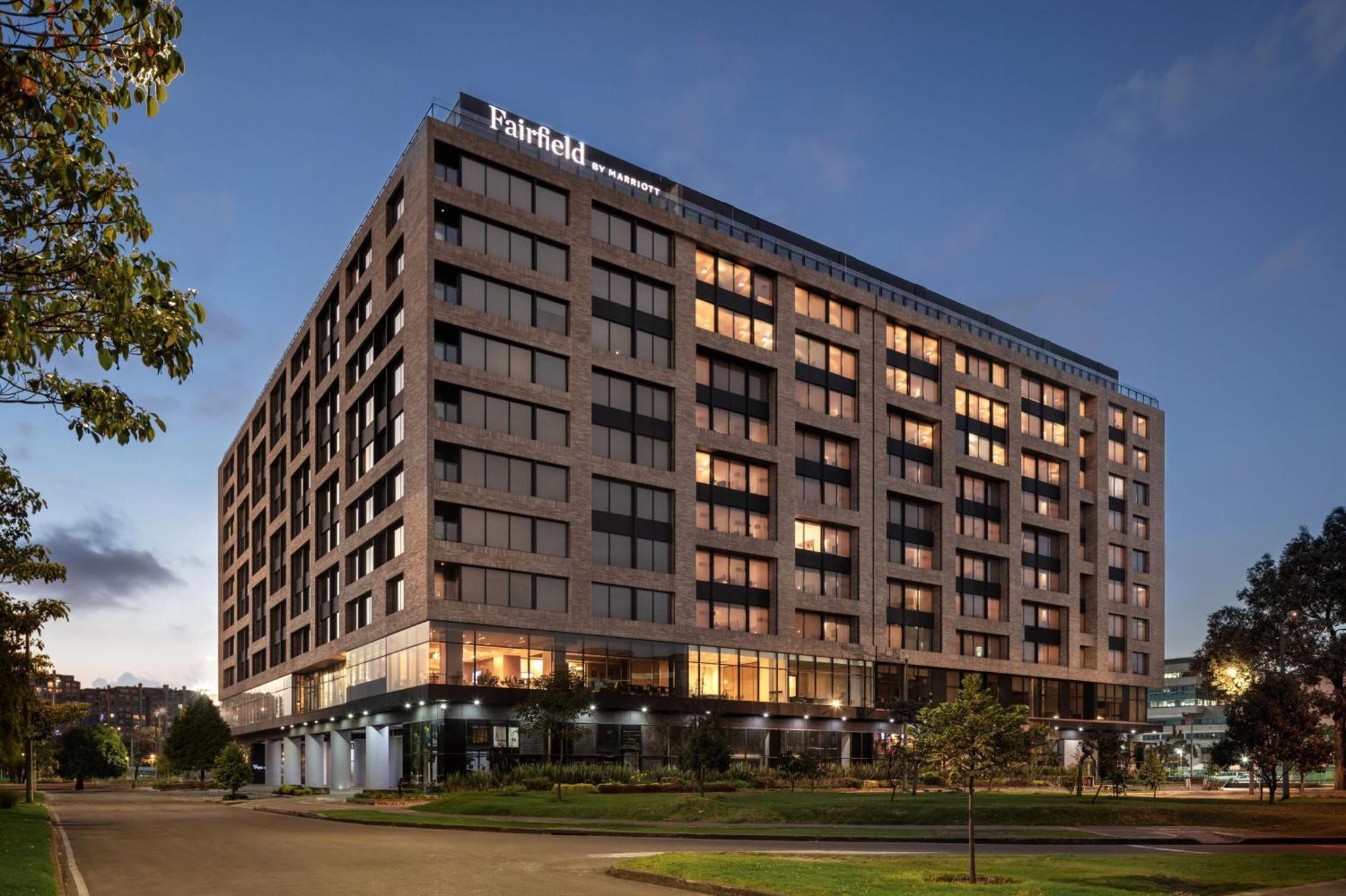 酒店 Fairfield By Marriott Embajada Bogotá